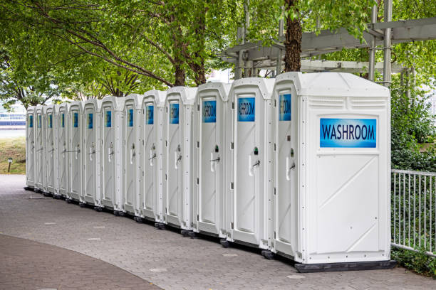 Best Portable toilet rental cost  in Bolivar, OH
